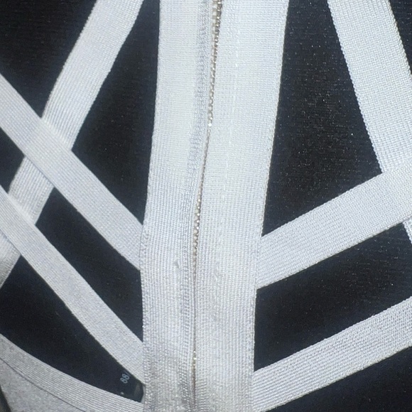 Bebé Mesh & Cage bandage dress - Picture 7 of 13